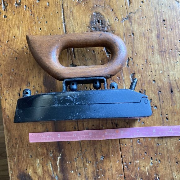 Cast Iron Antique HEAVY Wooden Handle Farmhouse Country Decor As Door Stopper - Picture 6 of 12